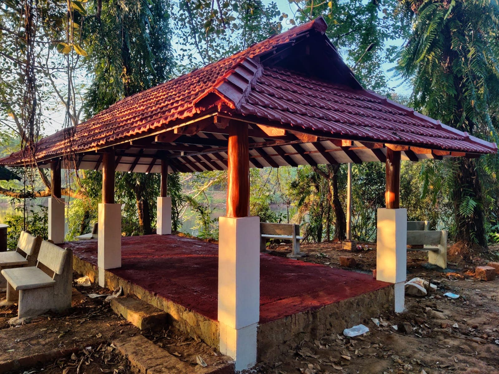 Munamb Kadavu